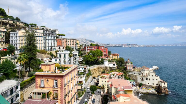 Transfer Roma/Napoli Full Day: prenota la tua auto con un click e goditi il viaggio